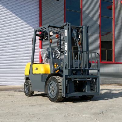 3t Diesel Forklift Truck with Ce Approved Cpcd30 Fd30 and Lift Height of 3000-7000mm