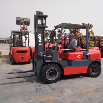 Ce ISO SGS Standard 4ton 4t Diesel Forklift Truck with OEM and Spare Parts Cpcd40 Fd40
