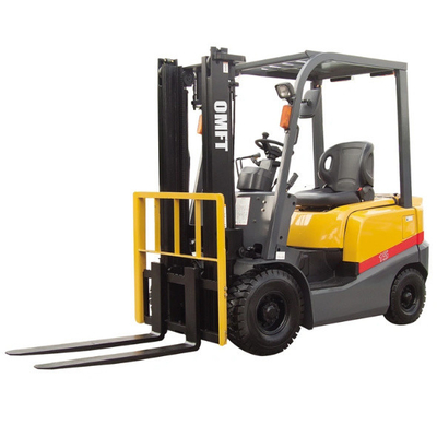 1.5t 1.5ton 1500kg Diesel Forklift with Automatic Transmission and Steel Rubber Material
