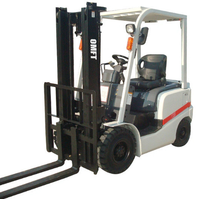 1.5t 1.5ton 1500kg Diesel Forklift with Automatic Transmission and Steel Rubber Material