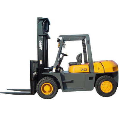 6m Lifting Height 6ton Diesel Forklift Truck with Steel Rubber Tires and CPCD60 Model