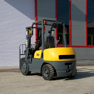 3 Ton Diesel Forklift Truck Lifting Height 3000-7000mm Suitable for Various Industries