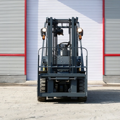 3 Ton Diesel Forklift Truck Lifting Height 3000-7000mm Suitable for Various Industries