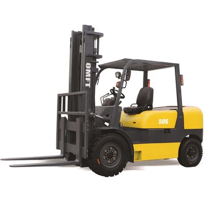 4.5t 4.5ton 4-Wheel Diesel Forklift Truck with Ce ISO SGS Standard OEM and Spare Parts