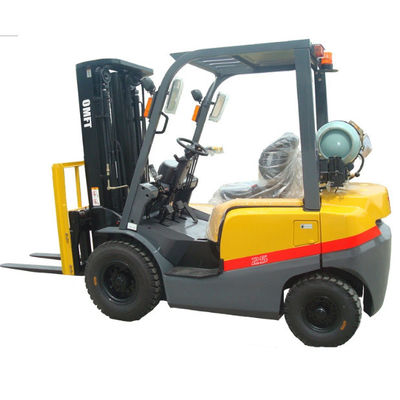 Steel and Rubber Gasoline and LPG Engine Forklift Truck with Nissan K21 K25 Engine and 3m 4.5m 6m Mast