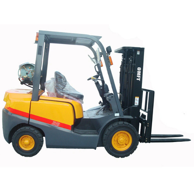 Forklift Propane Power with Us Psi EPA Engine Nissan Engine 2000kg 2500kg Gasoline