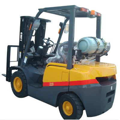 Forklift Propane Power with Us Psi EPA Engine Nissan Engine 2000kg 2500kg Gasoline