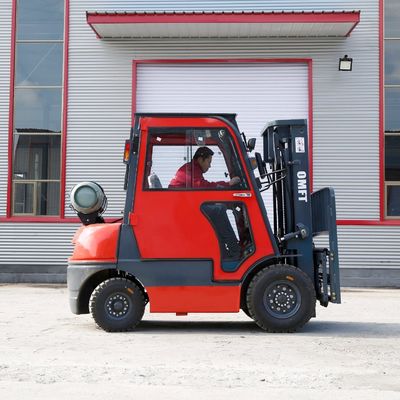 Supply 3.5tons LPG Forklifts with Min. Turning Radius 2470 and Steel Rubber Material