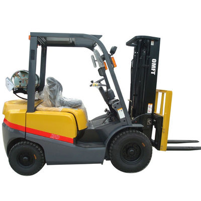 2ton LPG Forklift with Min. Turning Radius 2170mm and Lift Height 3000-7000mm