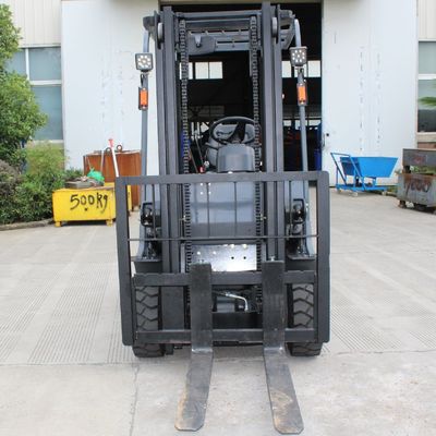 2500kg Cpd25 Electric Forklift Truck with 5m Mast and Triplex Free Lift Ce ISO SGS