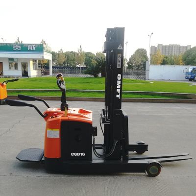 Easy Handling 1.6 T Stand on Battery Pallet Stacker with 5.0m Three Stage Full Free Mast
