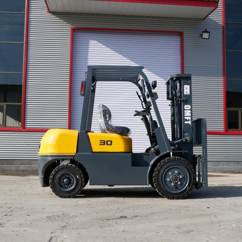 3 Ton Diesel Forklift Truck Lifting Height 3000-7000mm Suitable for Various Industries